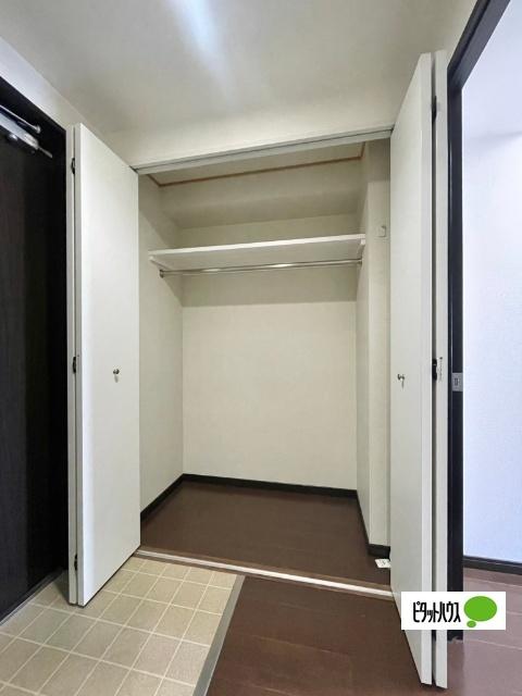 ヴァンヴェルデ西京極 収納