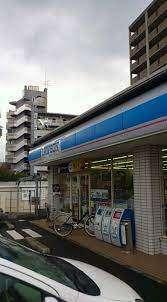 ローソン西京極佃田店：109m