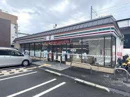 セブンイレブン西小路丸太町店：402m