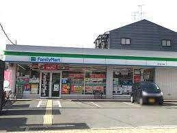 ファミリーマート西大路三条店：386m