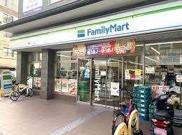 ファミリーマート室町仏光寺店：127m