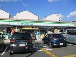 ファミリーマート吉祥院東前田店：537m