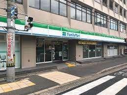 ファミリーマート丸太町猪熊店：328m