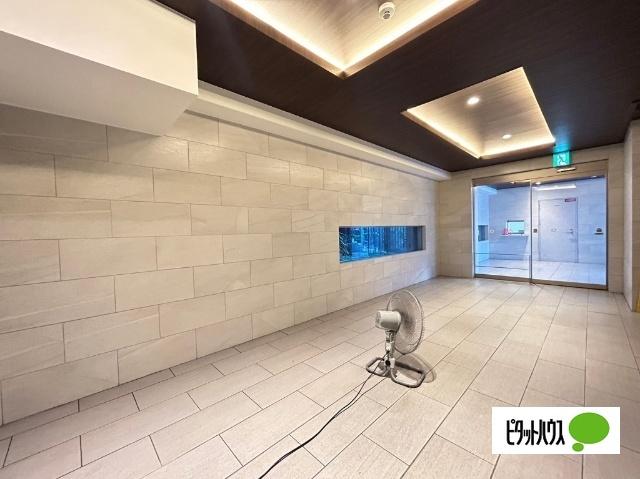 クリスタルグランツ京都西大路（615） エントランス