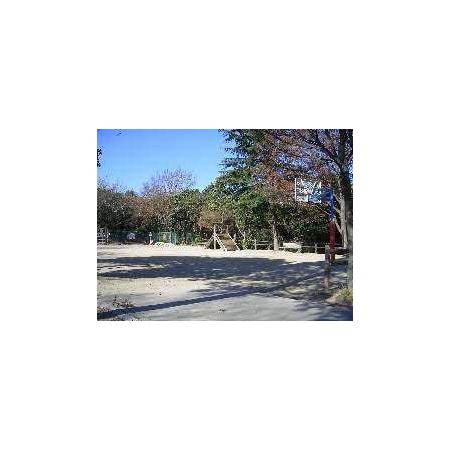 長岡公園：982m
