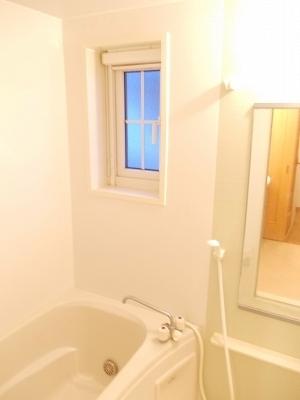 apartment 三本松町１丁目