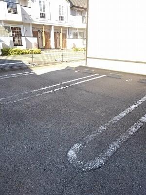 apartment 三本松町１丁目