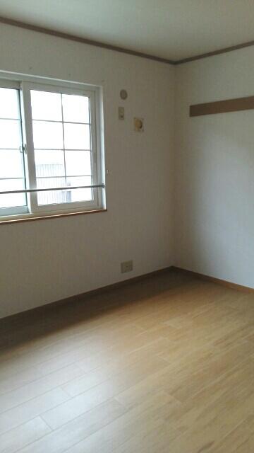 apartment 三本松町１丁目