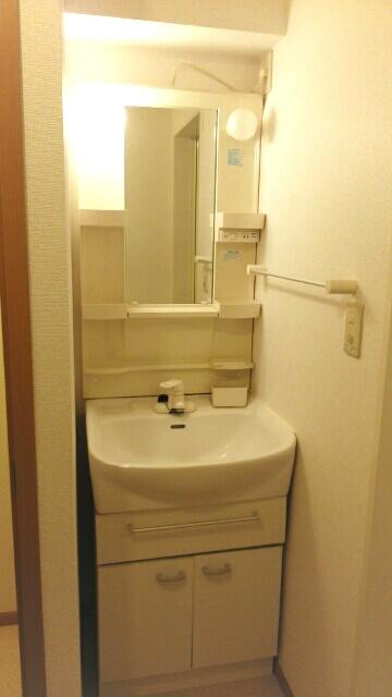 apartment 三本松町１丁目