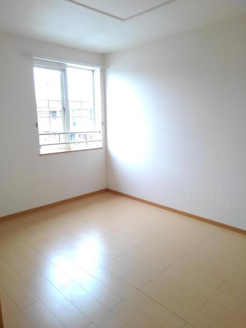 apartment 高瀬町　上高瀬