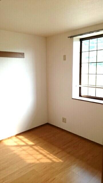 apartment 高瀬町新名