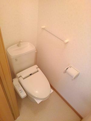 apartment 三野町　下高瀬