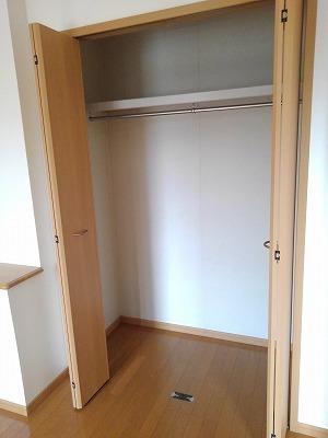 apartment 三野町　下高瀬
