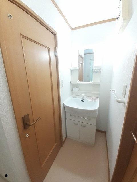 apartment 詫間町　詫間