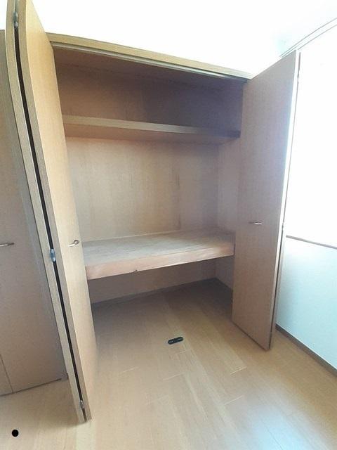 apartment 茂木町１丁目