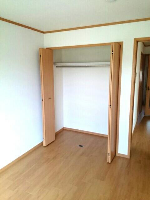 apartment 三野町下高瀬