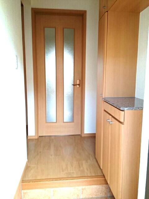 apartment 三野町下高瀬
