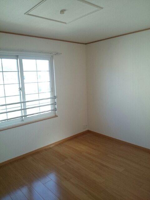 apartment 三本松町１丁目