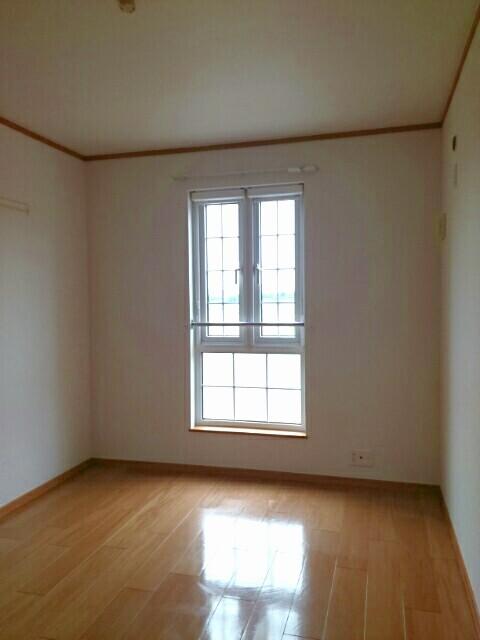 apartment 三野町　下高瀬