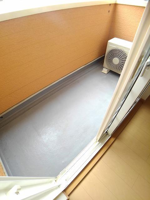 メゾン　ド　プロバンス　Ａ（101） バルコニー