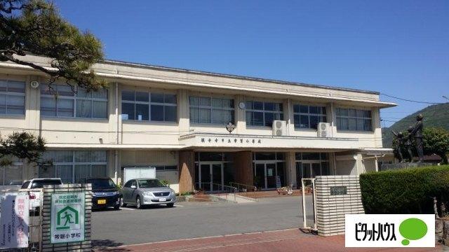 観音寺市立常磐小学校：1326m