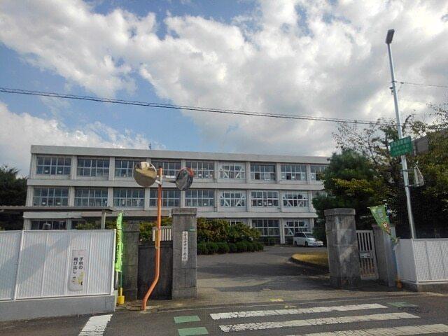 善通寺市立中央小学校：1100m