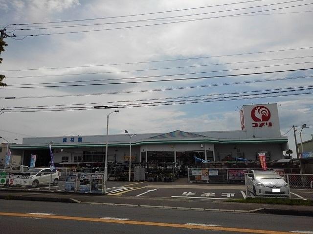 コメリハード＆グリーン綾歌店：2200m