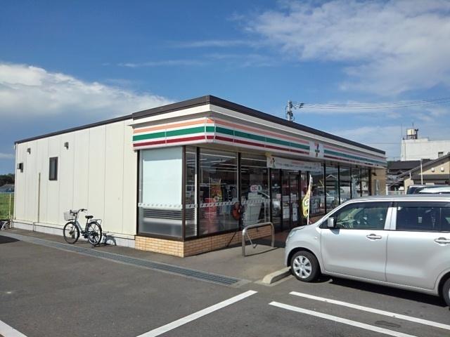 7-11丸亀飯山町下法軍寺店：1200m