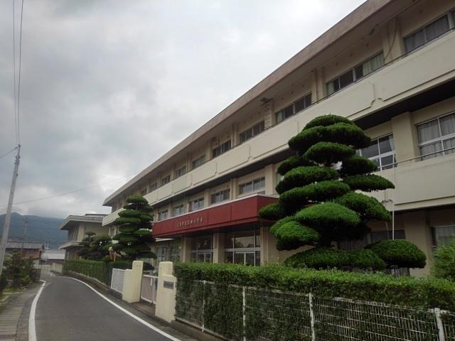 三豊市立笠田小学校：900m
