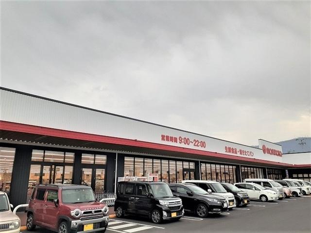 マルナカまんのう町公文店：2200m