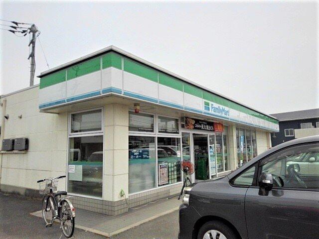ファミリーマート三野町店：900m