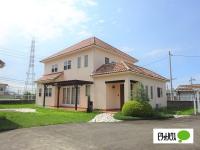 敷地も広く陽当り風通し良好。