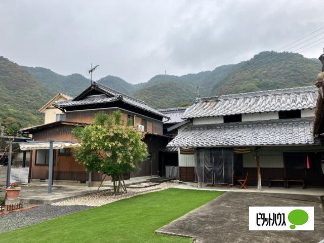 右手が納屋（シロアリ駆除済み）
