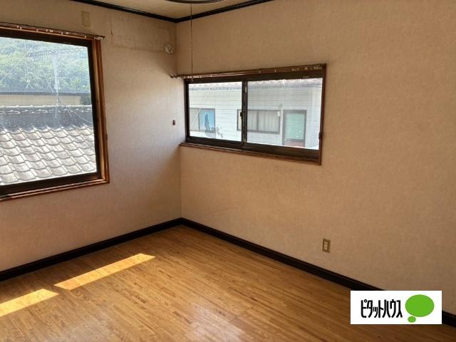 detached 詫間町生里