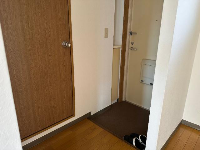 スカイコートⅡ（101） 玄関