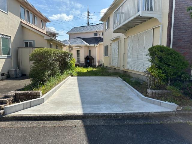 季美の森東1丁目2180 駐車場
