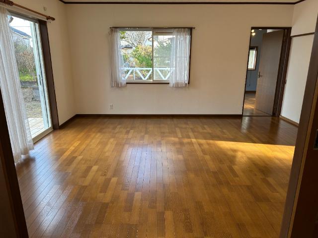細草1700 リビング