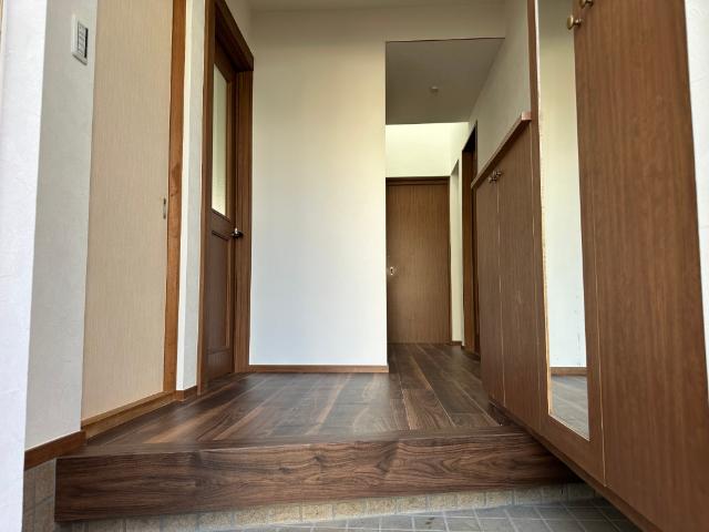 季美の森東1丁目2180 玄関