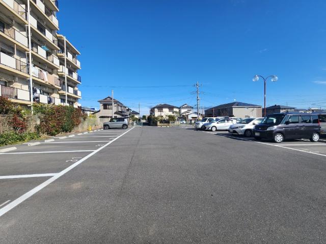 ダイアパレス千葉東金A棟730 駐車場