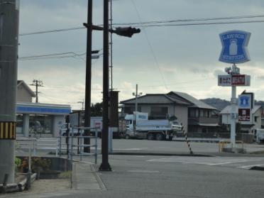 ローソン　高島店様：240m