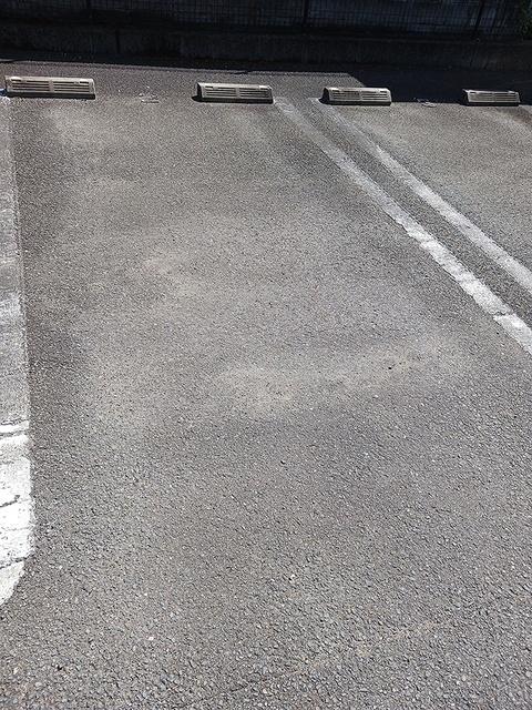 藍らんどこくふＡ（101） 駐車場