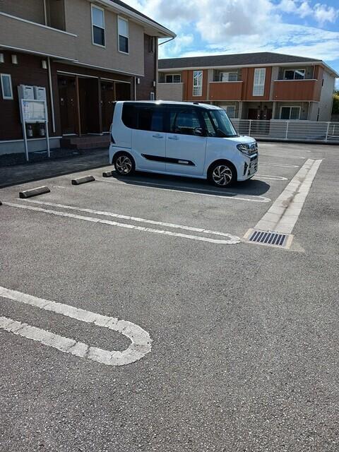 ジュネス　Ｂ（201） 駐車場