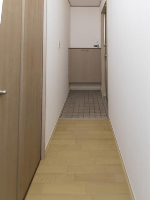 アビタシオン那賀川　B棟（203） 玄関