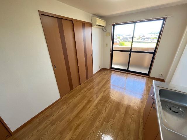 エル・アール 部屋画像