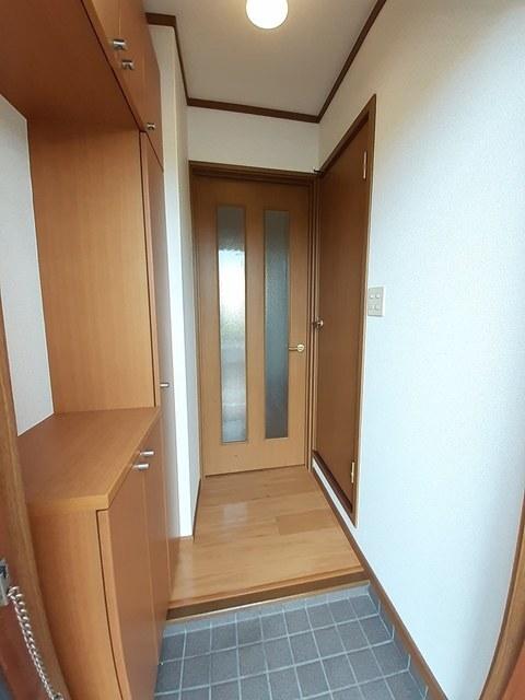 ソレイユ・ルヴァンＡ（105） 玄関