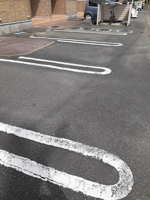 ティファニーハイツ　Ⅰ（202） 駐車場