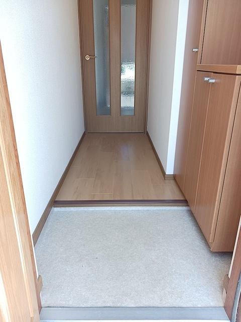 ファー　イースト（101） 玄関