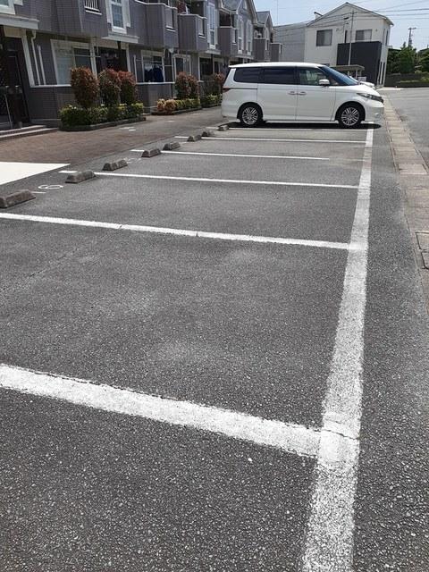 ハイツ　ロジュマンＢ（101） 駐車場