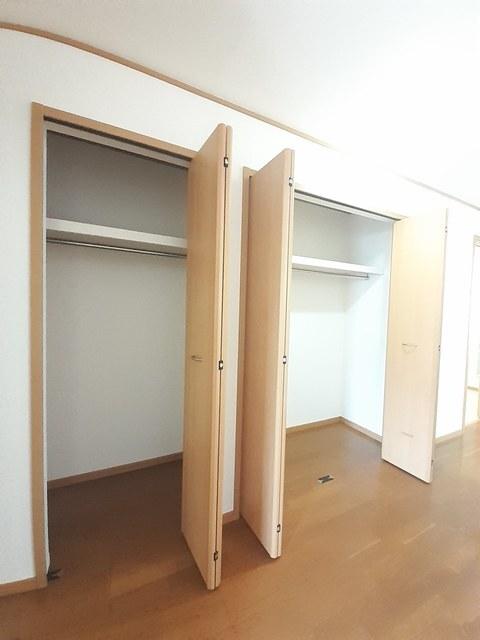 パークサイド前山　Ａ（102） 収納