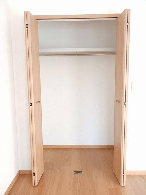 ティンバーハイツ（102） 収納